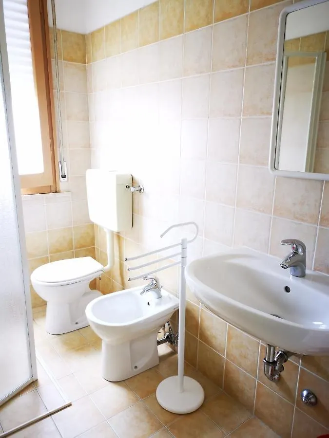 קרביה Hotel Rosa