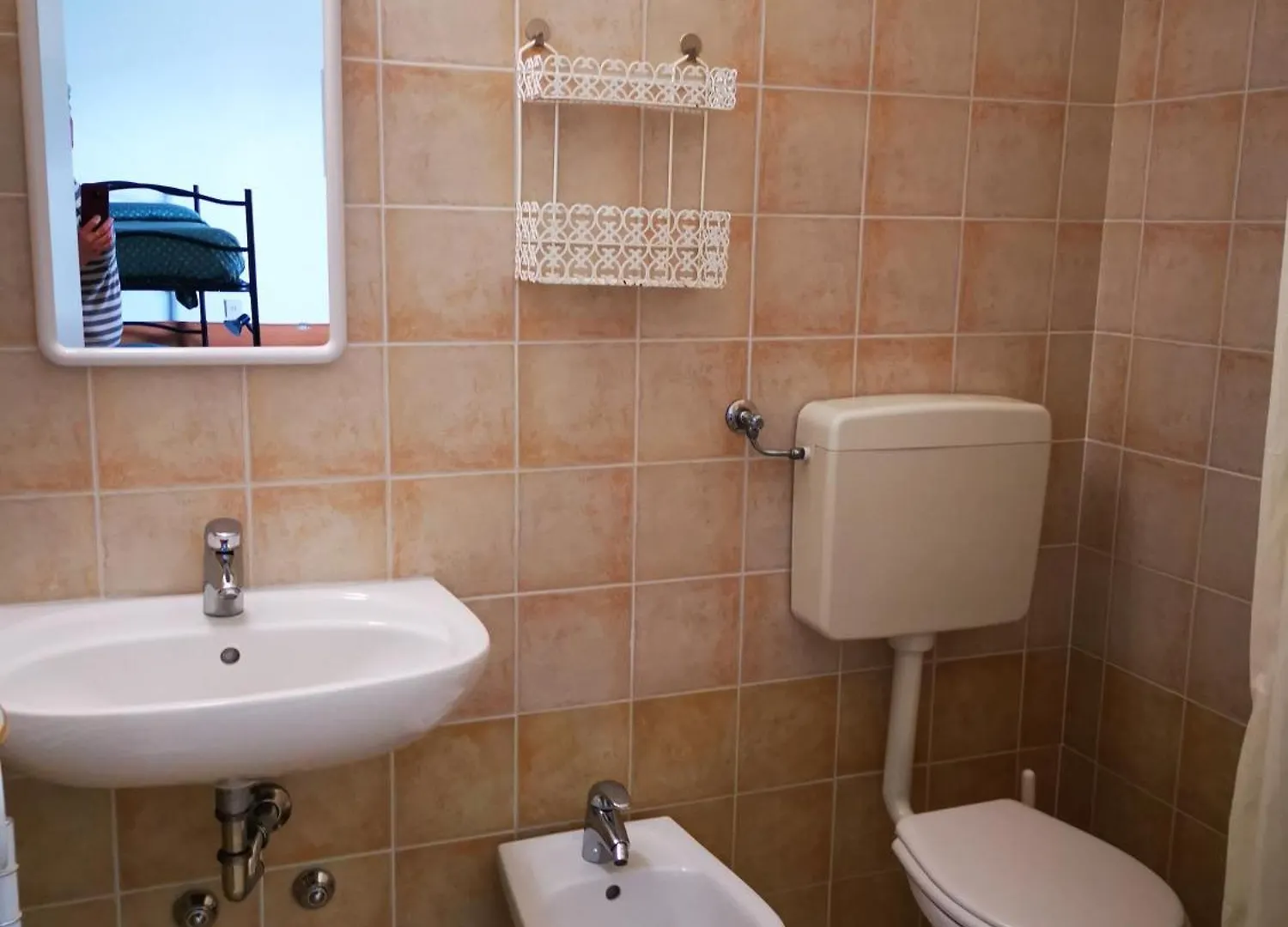 קרביה Hotel Rosa